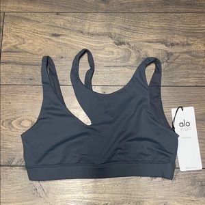 Alo Peak Bra